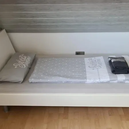 Schlafzimmer 1 Mit Aussicht Ueber Weilstetten Guest house Balingen