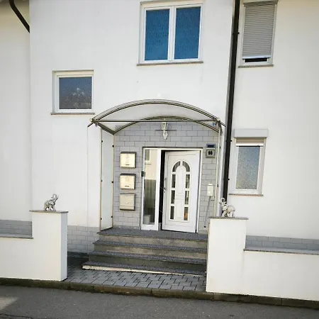 ゲストハウス Schlafzimmer 1 Mit Aussicht Ueber Weilstetten バーリンゲン